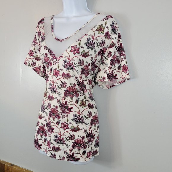 Day Trip XXL Plus Size Floral Shirt - Picture 7 of 13